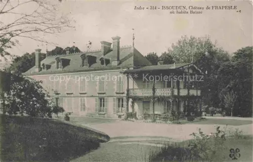 AK / Ansichtskarte Issoudun 36 Indre Chateau de Frapesle 
