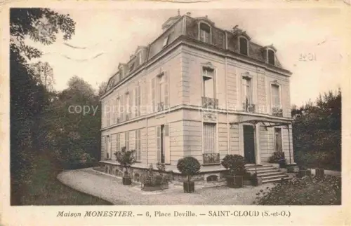 AK / Ansichtskarte Saint Cloud 92 Hauts-de-Seine Maison Monestier Place Deville