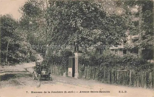 AK / Ansichtskarte La Jonchere 85 Vendee Avenue Sainte-Bathilde Automobile