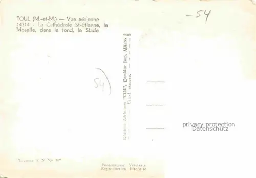 AK / Ansichtskarte TOUL 54 Meurthe-et-Moselle Vue aerienne La Cathedrale St Etienne la Moselle Le Stade