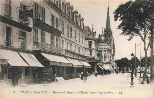 AK / Ansichtskarte Chatellerault 86 Vienne Boulevard Blossac Eglise Saint-Jean-Baptiste