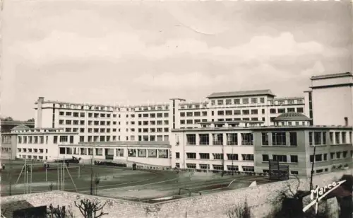 AK / Ansichtskarte Saint-Maur Creteil 94 Val-de-Marne Le Stade et le Lycée Marcelin Berthelot