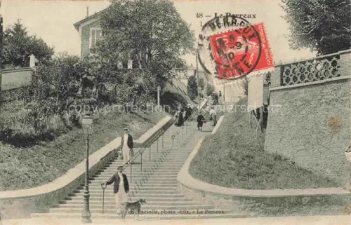 AK / Ansichtskarte Le Perreux-sur-Marne Nogent-sur-Marne 94 Val-de-Marne Les cent marches Escalier