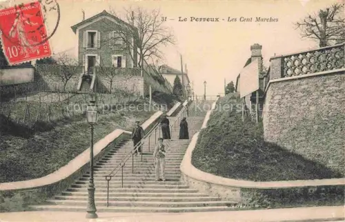 AK / Ansichtskarte Le Perreux-sur-Marne Nogent-sur-Marne 94 Val-de-Marne Les cent marches Escalier