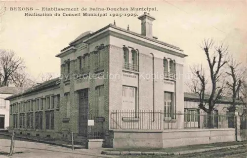 AK / Ansichtskarte Bezons Argenteuil 95 Val-d Oise Etablissement de Bains-Douches Municipal