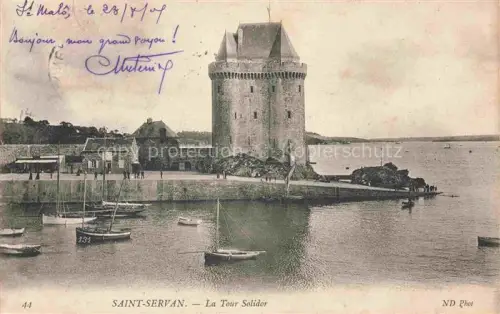 AK / Ansichtskarte SAINT-SERVAN-SUR-MER St-Servan-sur-Mer 35 Ille-et-Vilaine La Tour Solidor Boote 
