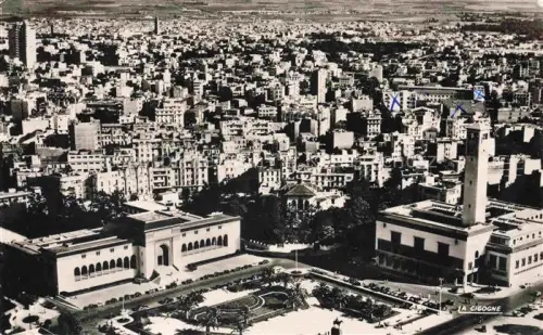 AK / Ansichtskarte CASABLANCA Maroc Place Administrative le Mosquée 