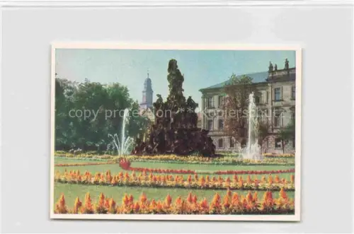 AK / Ansichtskarte ERLANGEN Bayern Hugenottenbrunnen und Schloss