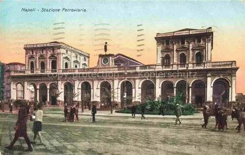 AK / Ansichtskarte NAPOLI Neapel Naples IT Stazione Ferroviaria