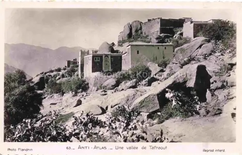 AK / Ansichtskarte Tafraout Tafraoute Maroc Anti Atlas une Vallee 