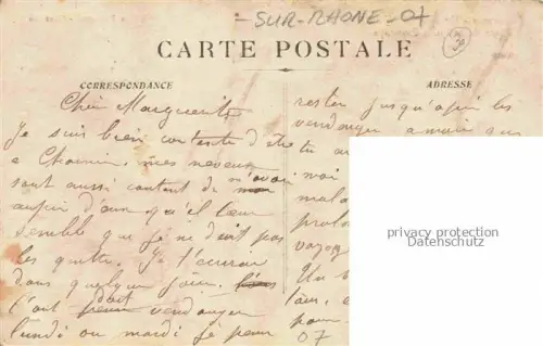 AK / Ansichtskarte Charmes-sur-Rhone 07 Ardeche Un coin du Vieux Chateau Place de la Porte Embroye