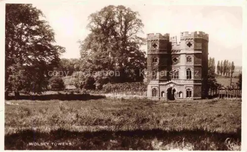 AK / Ansichtskarte Esher Elmbridge Surrey UK Wolsey Towers