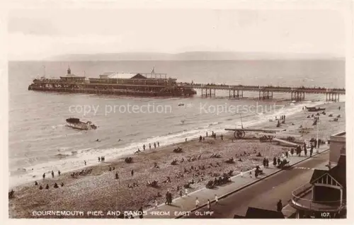 AK / Ansichtskarte BOURNEMOUTH UK Pier and Sands from East Cliff