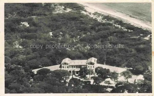 AK / Ansichtskarte Giens Hyeres TOULON 83 Var Residence La Pinéde vue aérienne