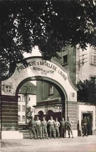 AK / Ansichtskarte MULHOUSE Muehlhausen 68 Haut-Rhin 1er Régiment d'Artillerie Quartier Drouot Entrée et Poste de Police