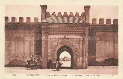 AK / Ansichtskarte Marrakech Marrakesch Maroc Remparts et Porte du Mechouar du Sultan