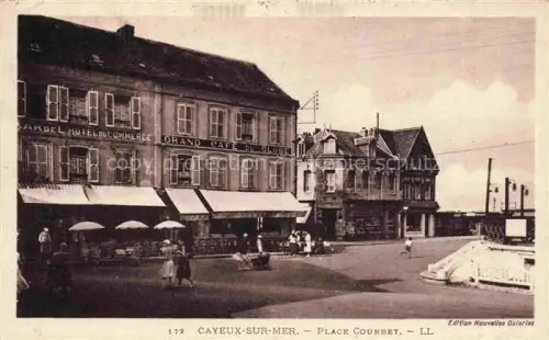 AK / Ansichtskarte CAYEUX -SUR-MER Abbeville 80 Somme Place Courbet