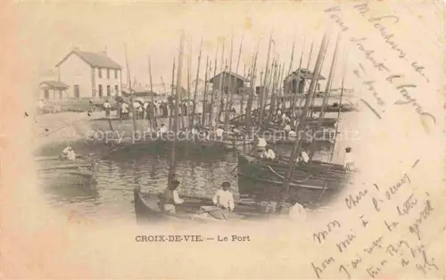 AK / Ansichtskarte Croix-de-Vie Les Sables-d Olonne Vendee 85 Vendee Le port bateaux de pêche