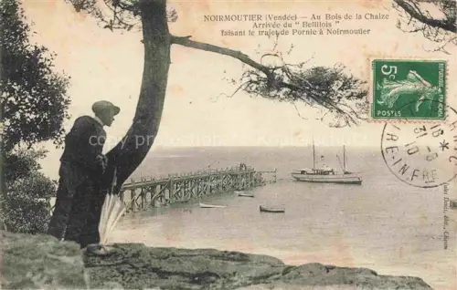 AK / Ansichtskarte Noirmoutier-en-l Ile Les Sables-d Olonne 85 Vendee Au Bois de la Chaise Arrivée du Bellilois faisant le trajet de Pornic à Noirmoutier