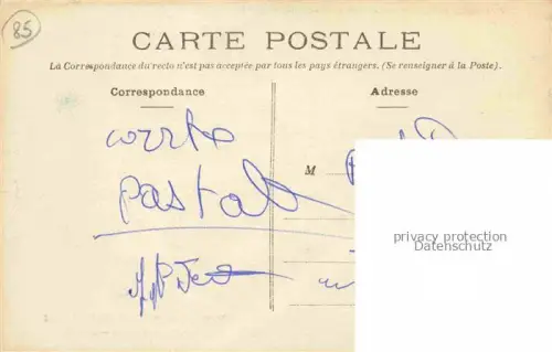 AK / Ansichtskarte Les Sables-d Olonne 85 Ramasseurs de pignons sur la plage