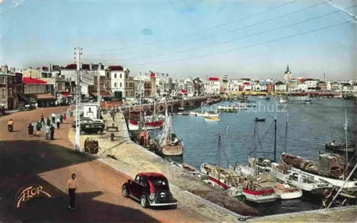 AK / Ansichtskarte Les Sables-d Olonne 85 Le port