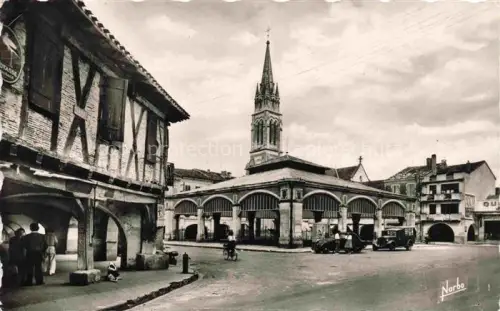 AK / Ansichtskarte Valence-d-Agen CASTELRAssIN 82 Tarn-et-Garonne La Halle et le Clocher