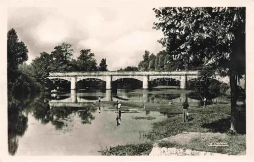 AK / Ansichtskarte Meaulne Pont sur l'Aumance