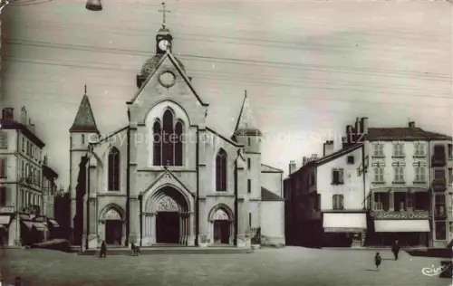 AK / Ansichtskarte Charlieu ROANNE 42 Loire Eglise et Rue Merciere