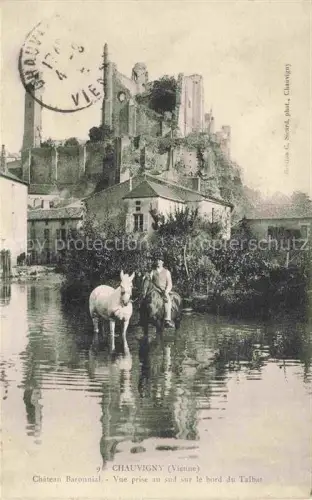 AK / Ansichtskarte Chauvigny Montmorillon 86 Vienne Château Baronnial vue prise au sud sur le bord du Talbat