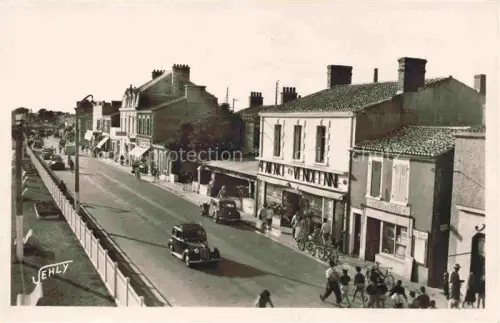 AK / Ansichtskarte Croix-de-Vie Les Sables-d Olonne Vendee 85 Vendee Quai de la République