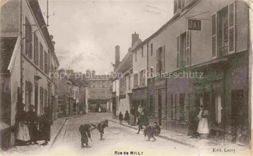 AK / Ansichtskarte Milly -la-Foret EVRY 91 Essonne Une rue au centre