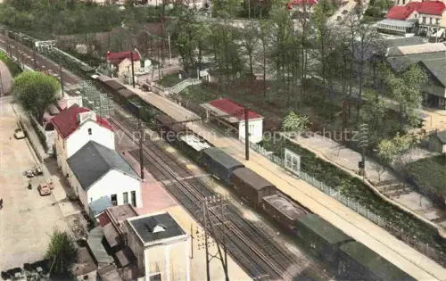 AK / Ansichtskarte Ste-Genevieve-des-Bois PALAISEAU 91 Essonne La gare vue aérienne