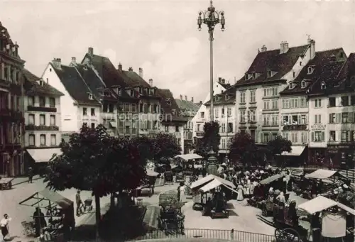 AK / Ansichtskarte MULHOUSE Muehlhausen 68 Haut-Rhin Place de l'Hôtel de Ville Marché