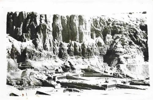 AK / Ansichtskarte Thebes  Theben Egypt General view of Deir-El BahariTemple of Queen Hatshepsut