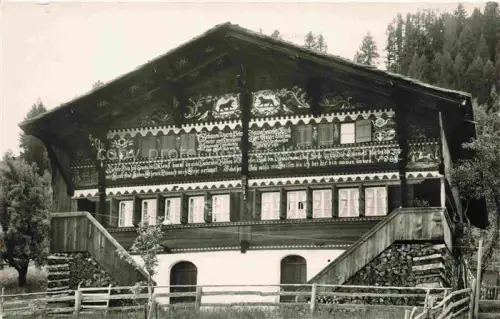 AK / Ansichtskarte Lenk Simmental BE Das Bowee Haus an Gutenbrunnen