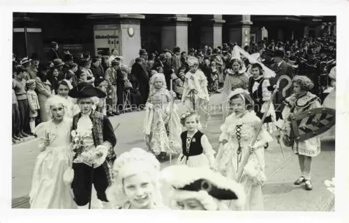 AK / Ansichtskarte ZueRICH  ZH Festumzug