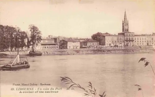 AK / Ansichtskarte LIBOURNE 33 Gironde Un coin du Port