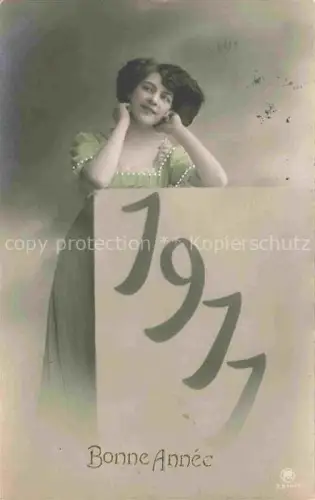 AK / Ansichtskarte Foto RPH Nr. 2514/1 Neujahr Nouvelle Annee Frau 