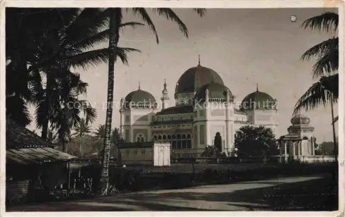 AK / Ansichtskarte Medan Sumatra Sumatera Utara Indonesia Mosque