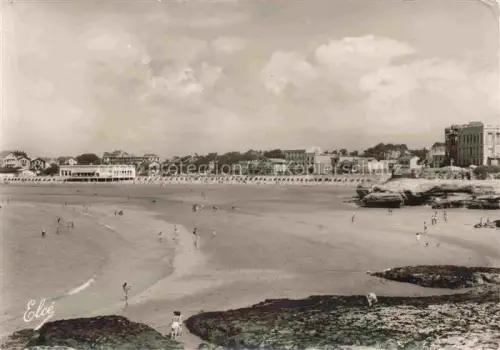 AK / Ansichtskarte PONTAILLAC Royan 17 Charente-Maritime Vue d'ensemble de la Plage et des Hotels depuis les Rochers