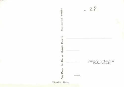 AK / Ansichtskarte CHARTRES 28 Eure-et-Loir La Cathedrale Vue aerienne