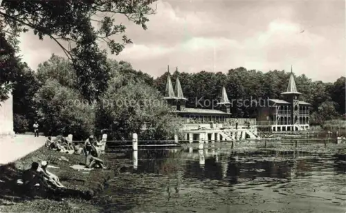 AK / Ansichtskarte Heviz Hevizgyogfuerdoe HU Toreszlet a strandfuerdoevel