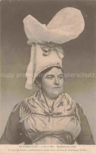 AK / Ansichtskarte Coutances 50 Manche Normandie Trachten 
