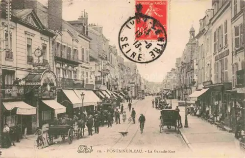 AK / Ansichtskarte FONTAINEBLEAU 77 Seine et Marne La Grande Rue
