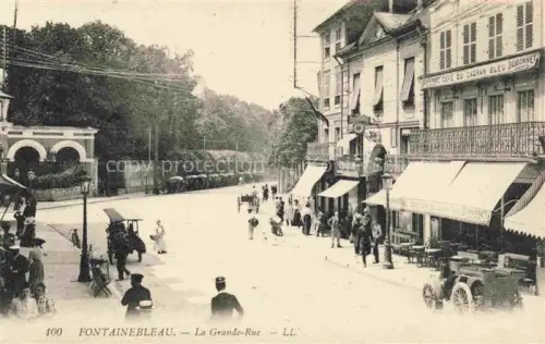 AK / Ansichtskarte FONTAINEBLEAU 77 Seine et Marne La Grande Rue