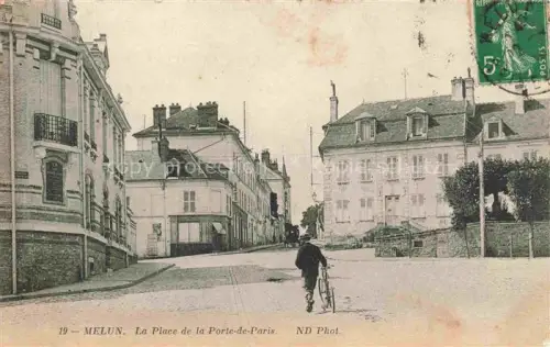 AK / Ansichtskarte MELUN 77 Seine-et-Marne La Place de la Porte-de-Paris