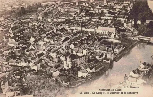AK / Ansichtskarte Nemours  Fontainebleau 77 Seine-et-Marne La Ville le Loing et le Quartier de la Saussaye vue aérienne