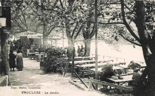 AK / Ansichtskarte Carpentras 84 Vaucluse Le Jardin Restaurant