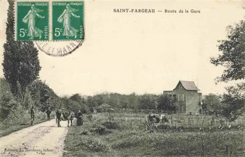 AK / Ansichtskarte Saint-Fargeau-Ponthierry Melun 77 Seine-et-Marne Route de la Gare