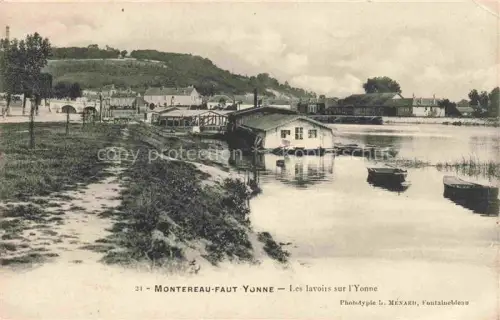 AK / Ansichtskarte Montereau-Fault-Yonne 77 Seine-et-Marne Les lavoirs sur l'Yonne